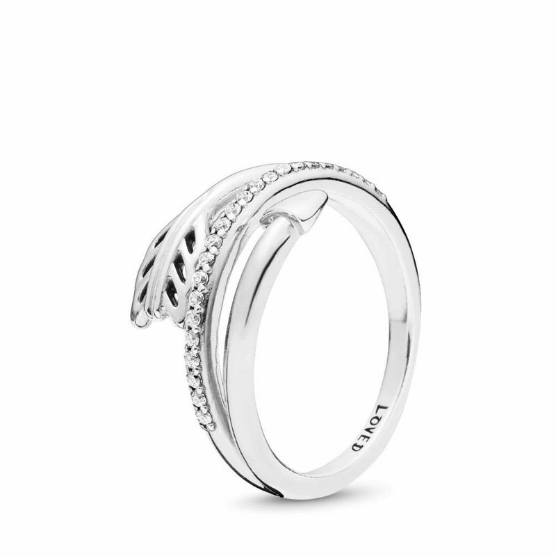 Pandora Australia Sparkling Arrow Stackable Ring - Sterling Silver | NJOVCK620